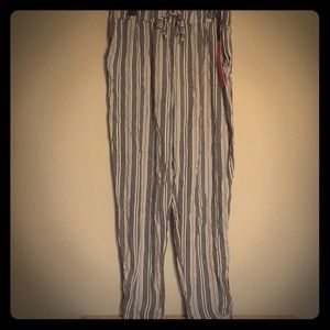 NWT Sho Sho Women's Pants.